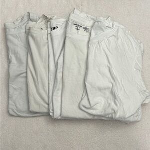 BUNDLE of 5 Medium Plain White Tees